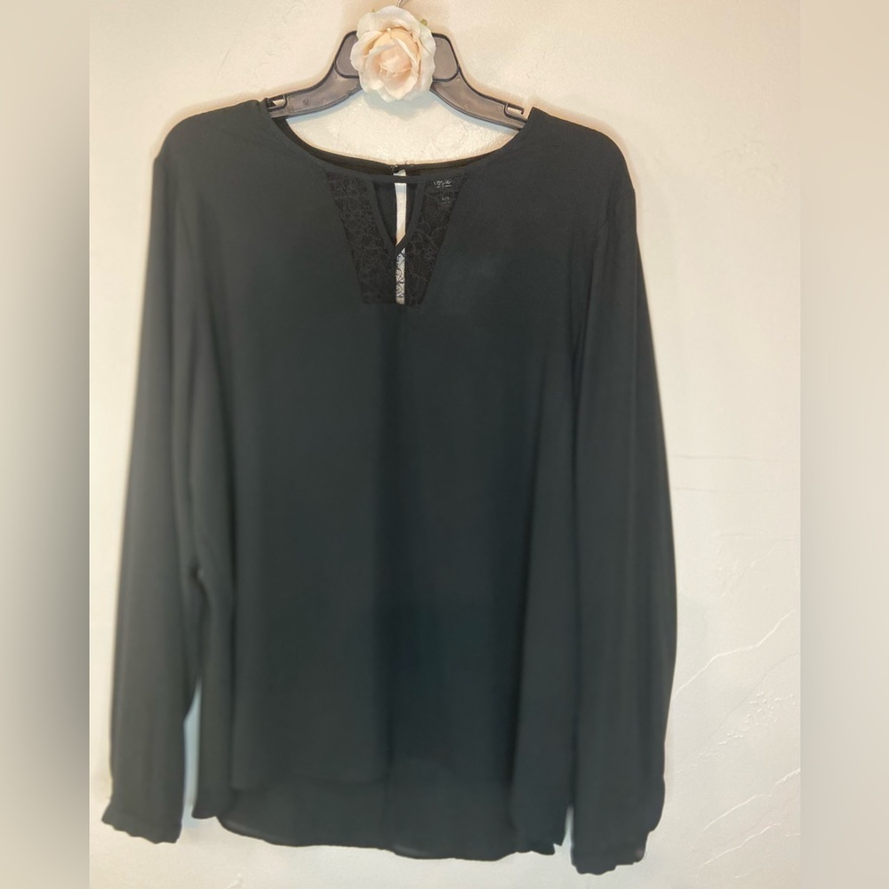 Mossimo~Heavy Sheer Tunic~Front Lace V Pattern~High Low Hemline~Black~Size XL